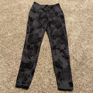 Danskin Black Patterned Leggings